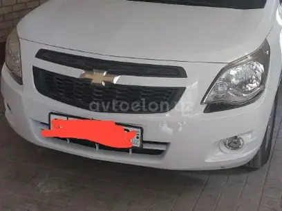 Белый Chevrolet Cobalt, 2 позиция 2018 года, КПП Механика, в Навои за ~10 286 y.e. id5136655