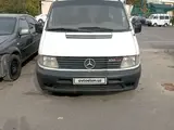 Белый Mercedes-Benz Vito 2001 года, КПП Механика, в Ташкент за 4 500 y.e. id4993016