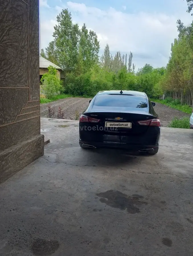 Chevrolet Malibu 2 2017 — 2