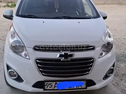 Белый Chevrolet Spark, 2 позиция 2012 года, КПП Механика, в Ходжейлийский район за ~6 770 y.e. id5210163
