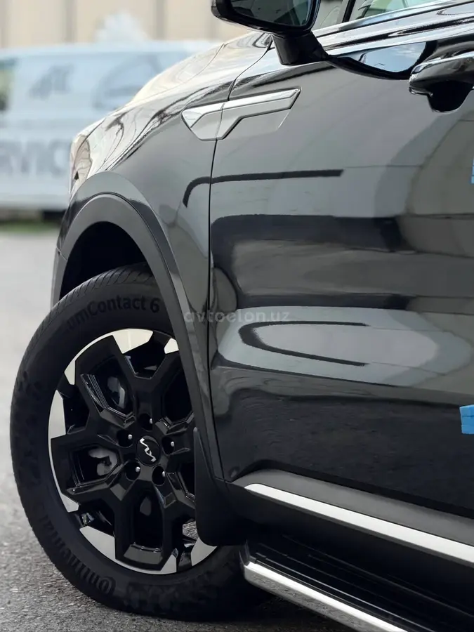 Kia Sorento — 10