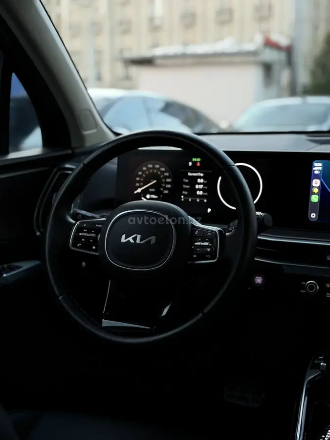 Kia Sorento — 4