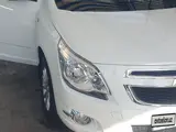 Белый Chevrolet Cobalt, 4 позиция 2020 года, КПП Автомат, в Ташкент за 10 850 y.e. id5202019, Фото №1