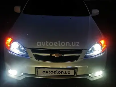 Белый Chevrolet Gentra, 2 позиция 2020 года, КПП Механика, в Букинский район за 11 300 y.e. id5198226