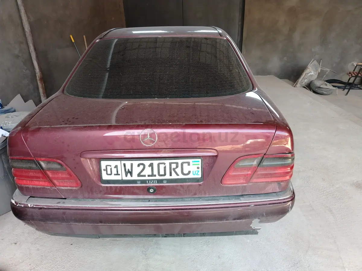 Mercedes-Benz E 200 — 5