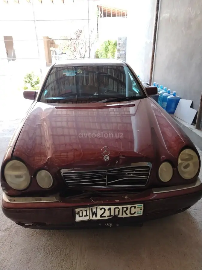 Mercedes-Benz E 200 — 7