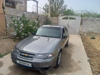 Мокрый асфальт Chevrolet Nexia 2, 2 позиция SOHC 2015 года, КПП Механика, в Ташкент за 6 500 y.e. id5154816