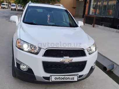 Белый Chevrolet Captiva, 3 позиция 2012 года, КПП Автомат, в Наманган за 11 100 y.e. id6391627