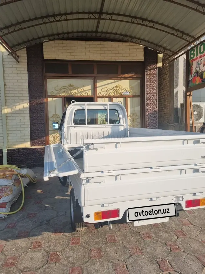 Chevrolet Labo 2025 — 2