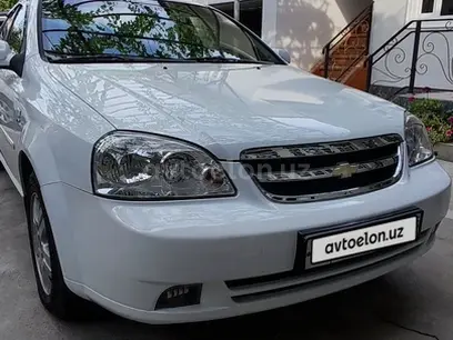 Белый Chevrolet Lacetti, 3 позиция 2013 года, КПП Автомат, в Ташкент за 9 000 y.e. id5202609