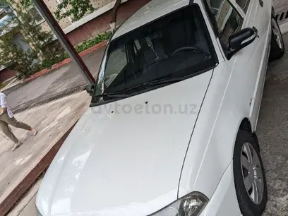 Белый Chevrolet Nexia 2, 4 позиция SOHC 2014 года, КПП Механика, в Ташкент за 6 900 y.e. id5086543