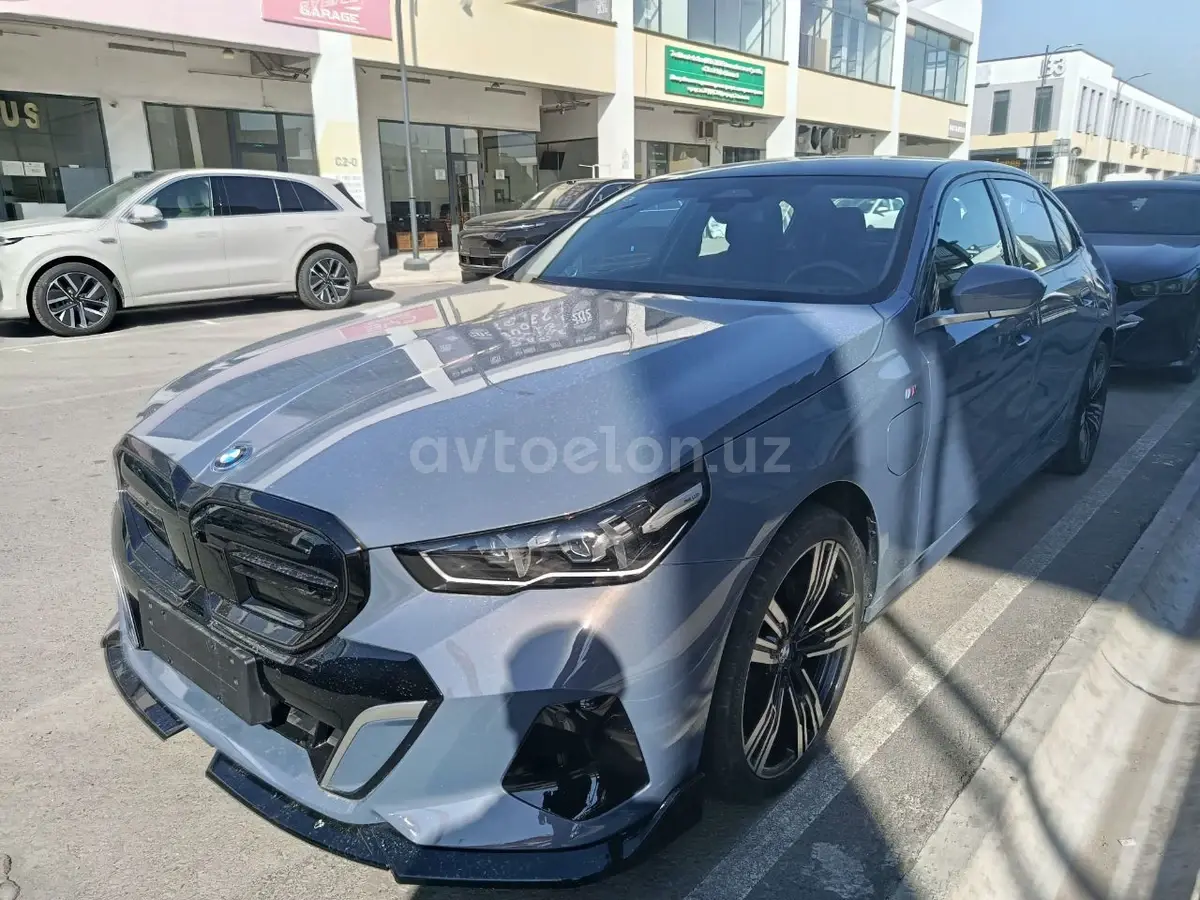 BMW i5 — 2