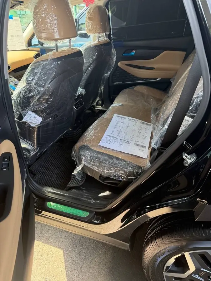 Hyundai Santa Fe — 4