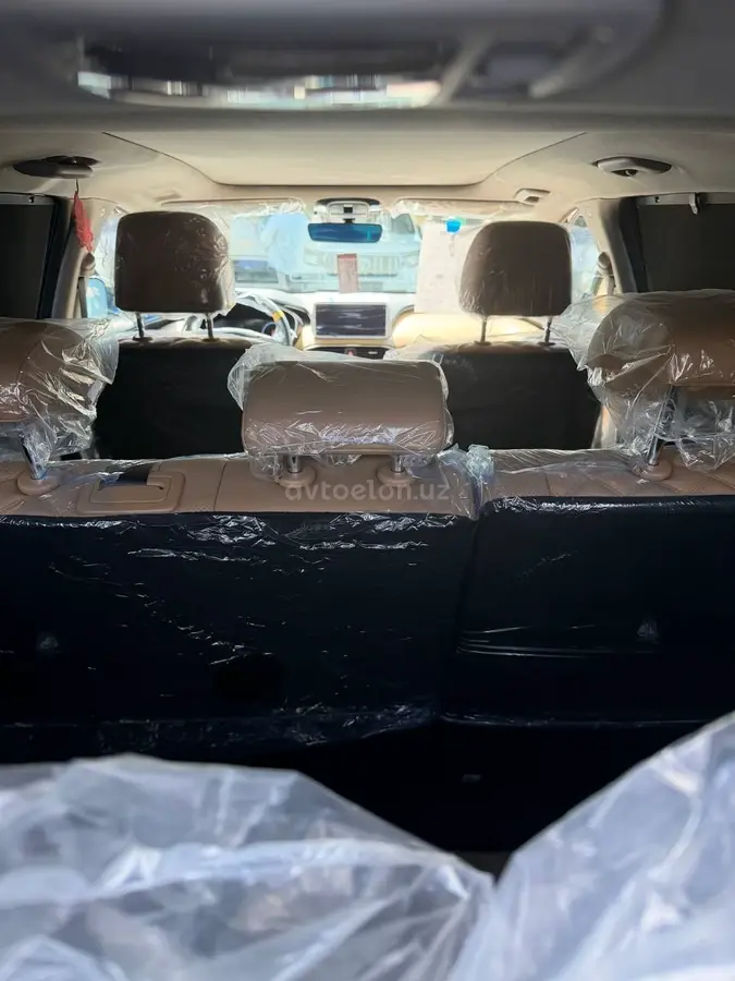 Hyundai Santa Fe — 5