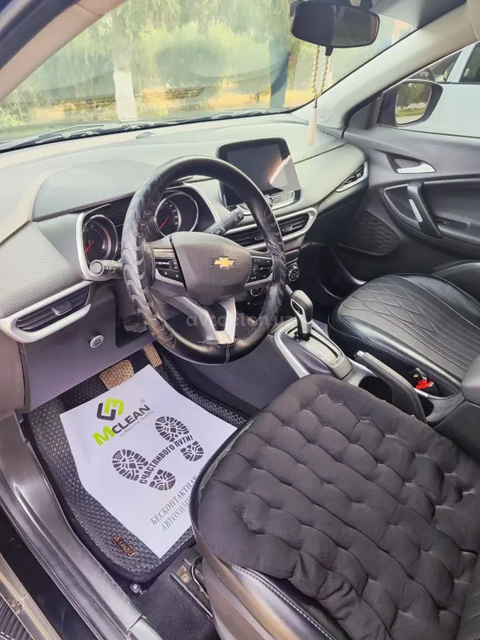 Chevrolet Tracker 2023 — 6