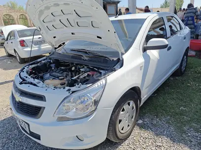 Белый Chevrolet Cobalt 2021 года, КПП Механика, в Гулистан за 9 600 y.e. id5130808
