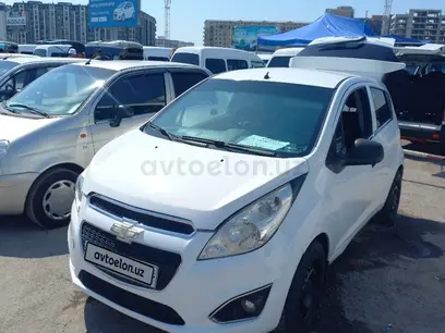 Белый Chevrolet Spark, 2 позиция 2010 года, КПП Механика, в Ташкент за 5 000 y.e. id5135658