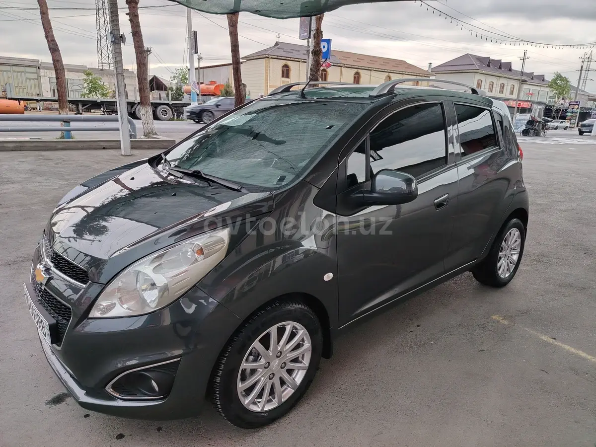 Chevrolet Spark 2022 — 3