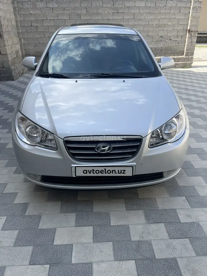 Hyundai Avante — 2