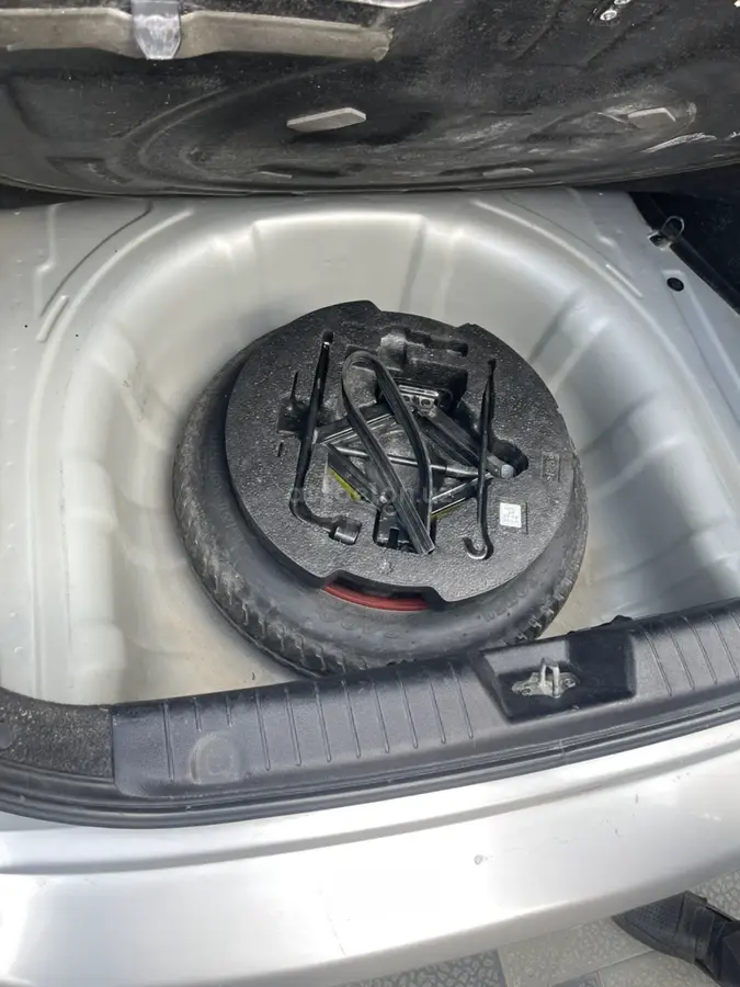 Hyundai Avante — 9