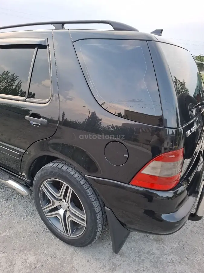 Mercedes-Benz ML 320