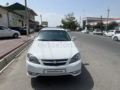 Oq Chevrolet Gentra, 3 pozitsiya 2018 yil, КПП Avtomat, shahar Samarqand uchun 10 300 у.е. id5210011