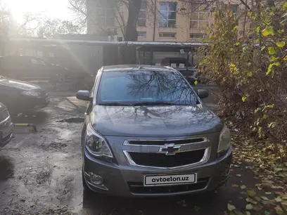 Mokriy asfalt Chevrolet Cobalt, 4 pozitsiya 2014 yil, КПП Avtomat, shahar Toshkent uchun 8 770 у.е. id5207303