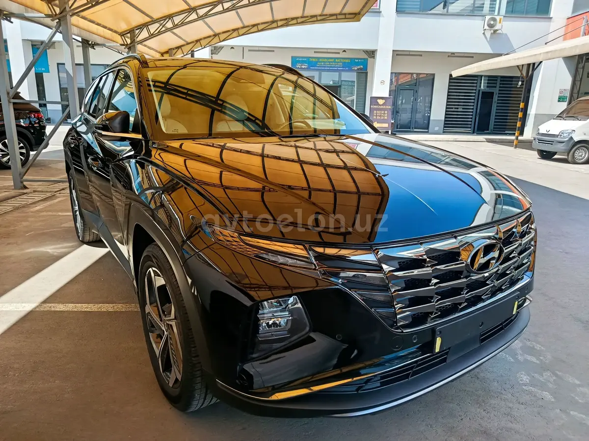 Hyundai Tucson — 2