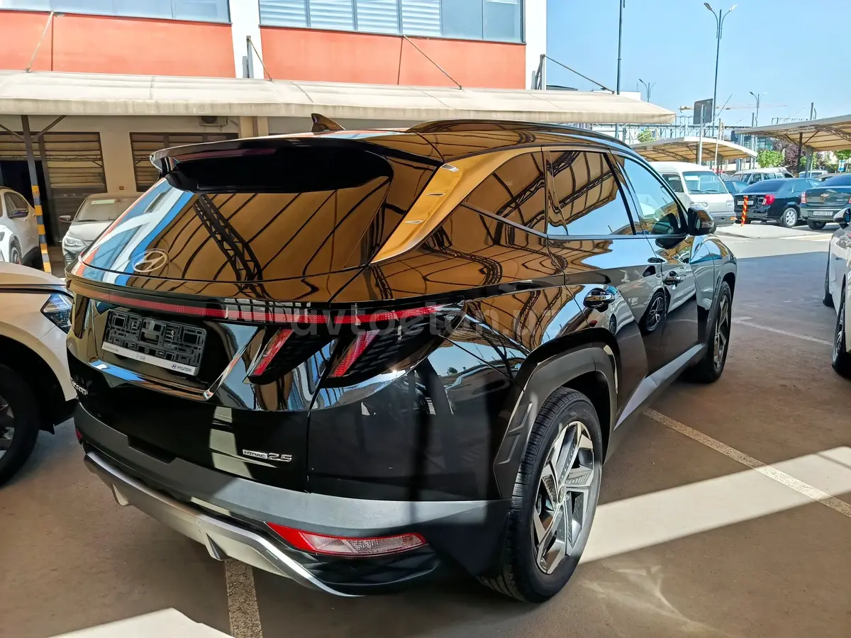 Hyundai Tucson — 3