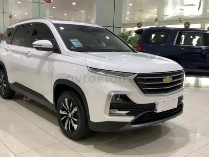 Белый Chevrolet Captiva, 5 позиция 2024 года, КПП Вариатор, в Ташлакский район за ~27 710 y.e. id5130846
