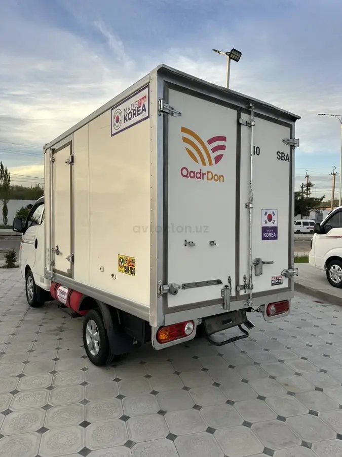 Hyundai Porter — 4