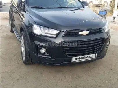 Черный Chevrolet Captiva, 2 позиция 2010 года, КПП Автомат, в Хивинский район за 10 598 y.e. id6175177