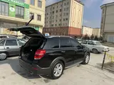 Черный Chevrolet Captiva, 4 позиция 2017 года, КПП Автомат, в Самарканд за 18 100 y.e. id6409959, Фото №1