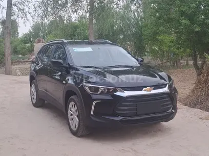 Черный Chevrolet Tracker, 2 позиция 2023 года, КПП Автомат, в Турткульский район за ~18 390 y.e. id4992607