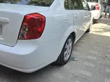 Белый Chevrolet Gentra, 2 позиция 2020 года, КПП Механика, в Самарканд за 10 800 y.e. id5221929, Фото №1