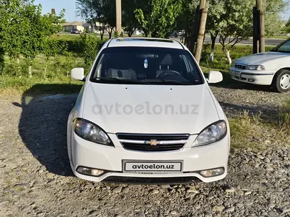 Oq Chevrolet Gentra, 3 pozitsiya 2018 yil, КПП Avtomat, shahar Samarqand uchun 11 500 у.е. id5127509