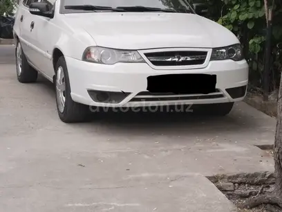 Белый Chevrolet Nexia 2, 2 позиция SOHC 2015 года, КПП Механика, в Ташкент за 6 100 y.e. id5151450
