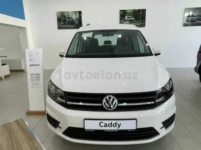 Белый Volkswagen Caddy 2023 года, КПП Автомат, в Термез за ~16 926 y.e. id5199257