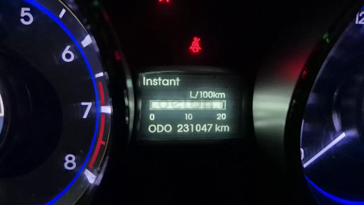 Hyundai Sonata — 6