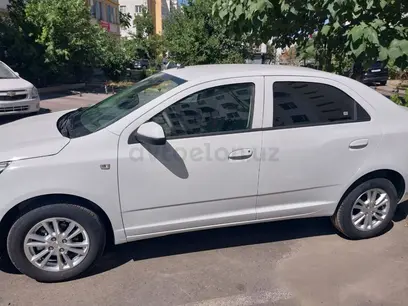 Белый Chevrolet Cobalt, 4 позиция 2024 года, КПП Автомат, в Ташкент за 12 900 y.e. id5221375