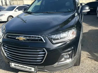 Черный Chevrolet Captiva, 4 позиция 2018 года, КПП Автомат, в Ташкент за 19 500 y.e. id4975072