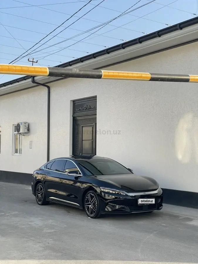 BYD Han EV