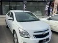 Белый Chevrolet Cobalt, 4 позиция 2024 года, КПП Автомат, в Ташкент за ~13 882 y.e. id5207828