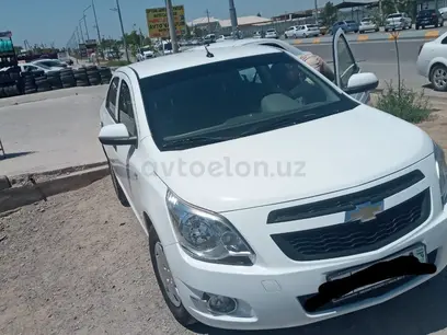Белый Chevrolet Cobalt, 2 позиция 2019 года, КПП Механика, в Карши за 10 500 y.e. id5136077