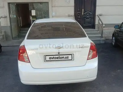 Белый Chevrolet Gentra, 1 позиция Газ-бензин 2015 года, КПП Автомат, в Ташкент за 9 500 y.e. id5223230