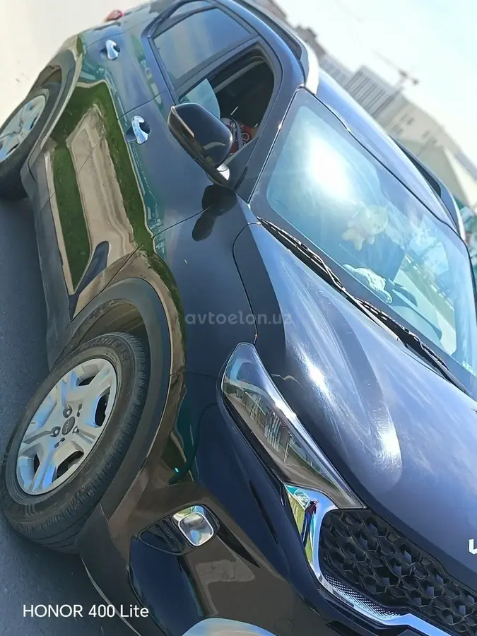 Kia Sonet — 5