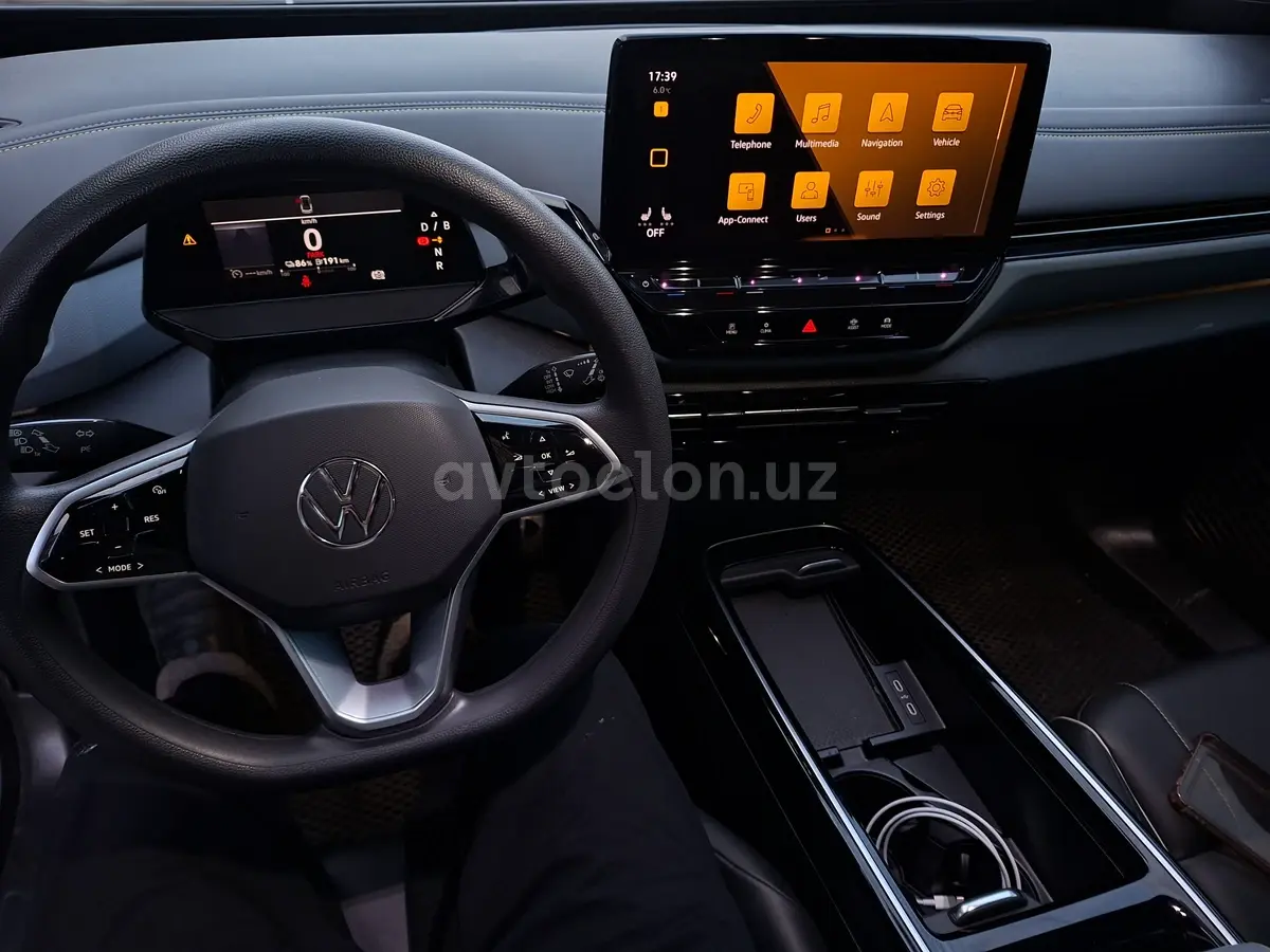 Volkswagen ID.4 — 5