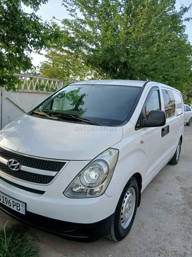 Hyundai Starex 2008 — 2