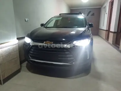 Chevrolet Tracker, 3 позиция 2024 года, в Ташкент за 21 000 y.e. id5145819