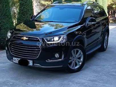 Черный Chevrolet Captiva, 4 позиция 2017 года, КПП Автомат, в Ташкент за 18 700 y.e. id5178283